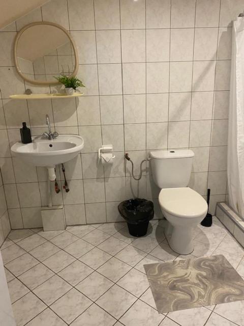Kuru Guest House Екстериор снимка